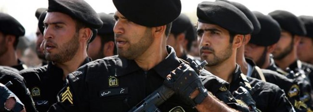 2 IS Terrorists Arrested in Western Iran 