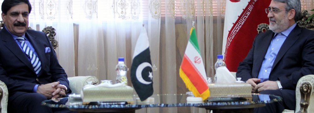 Call for Increased Iran-Pak Security Coop.