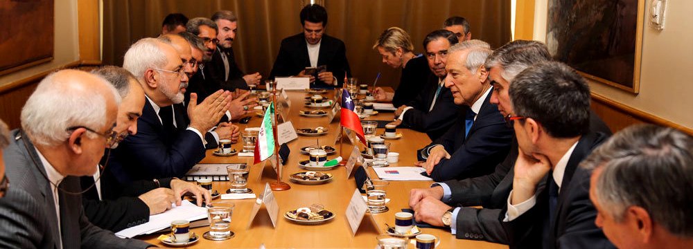  Iranian and Chilean delegations met in Santiago on Aug. 25.