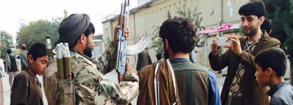 Afghan Taliban Capture Key District in Kunduz