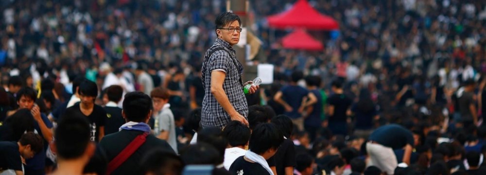 Top Ranked Chinese Official to “Listen” to HK Demands