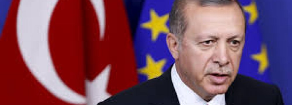 Free Travel, Legal Disputes Threaten EU-Turkey Deal
