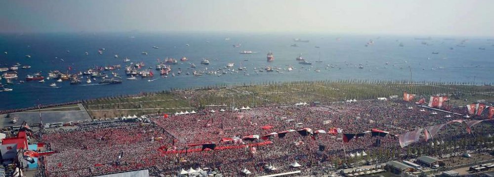 Millions Gather in Istanbul for Democracy Rally
