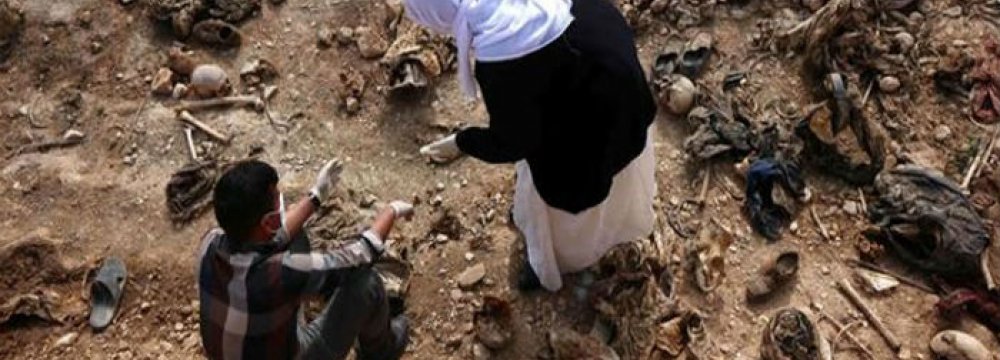Iraqi Forces Discover Mass Grave in Fallujah
