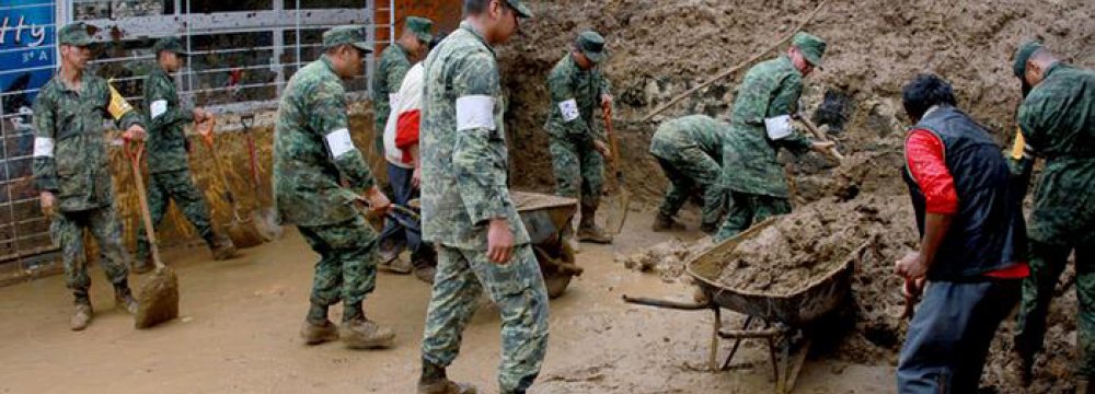 6 Die in Mexico Landslides 