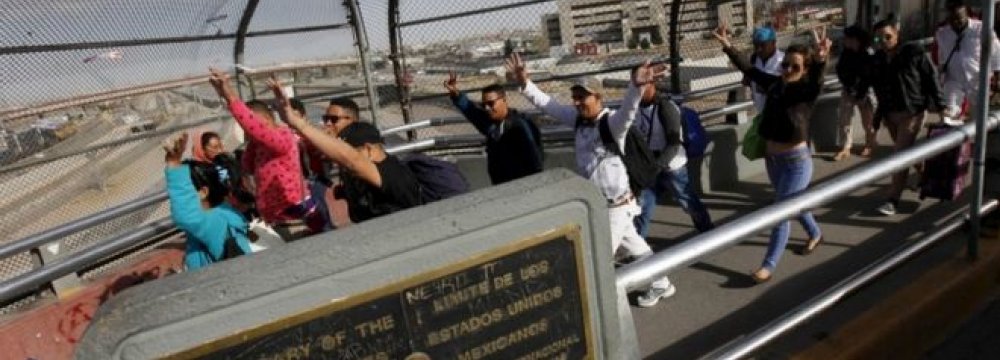 Panama to Fly Cuban Migrants to Mexico