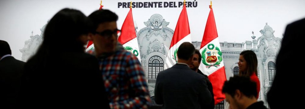 Peru’s Kuczynski Beats Fujimori in Near-Final Vote Count