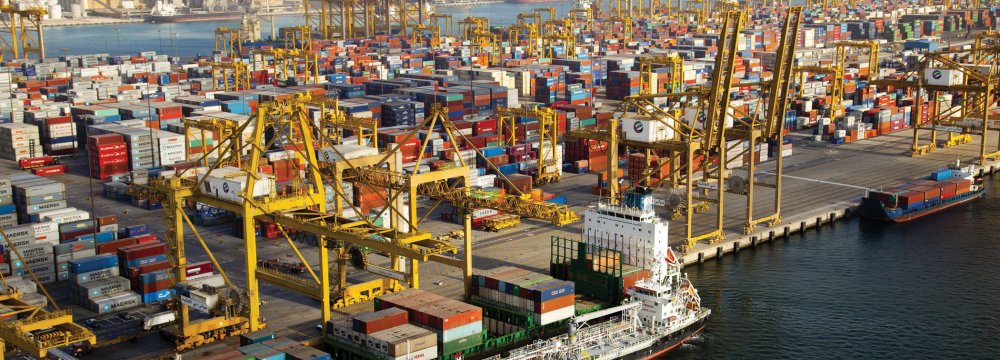 Iran-UAE Trade Unaffected by Saudi Strife