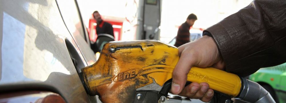 Higher-Tier Gasoline Price May Be Set at 45 Cents/Liter