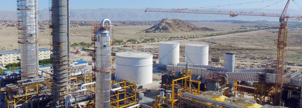 2nd Phase of Iran&#039;s Largest Ethylene Unit Launched
