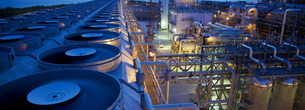 Lithuania Eyes Investment in Iranian LNG Projects