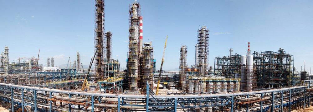 Lordegan Petrochemical Project Back on Track