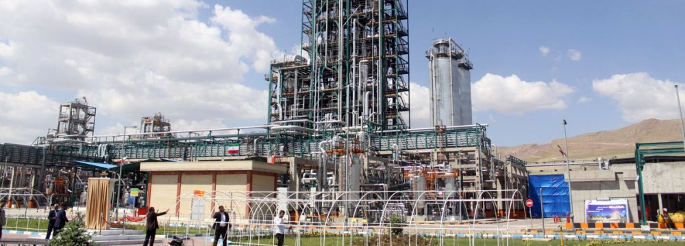 Mahabad Petrochemical Complex Inaugurated