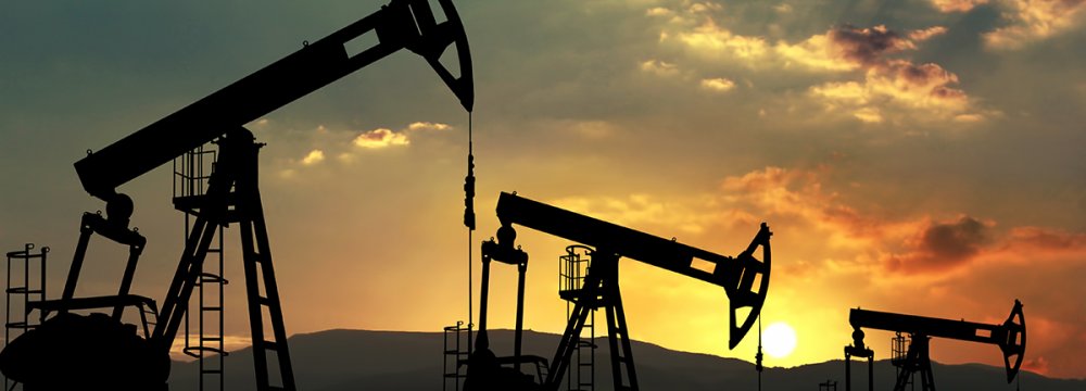 Saudis Cut Oil Price to Asia as Demand Slips