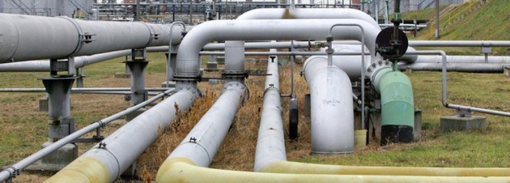 Ukraine Interested in Iran Energy Transit to Europe 