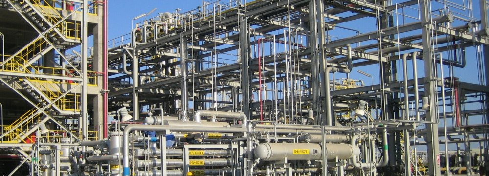 Indian Refiner With Iranian Stake Plans $3b Expansion