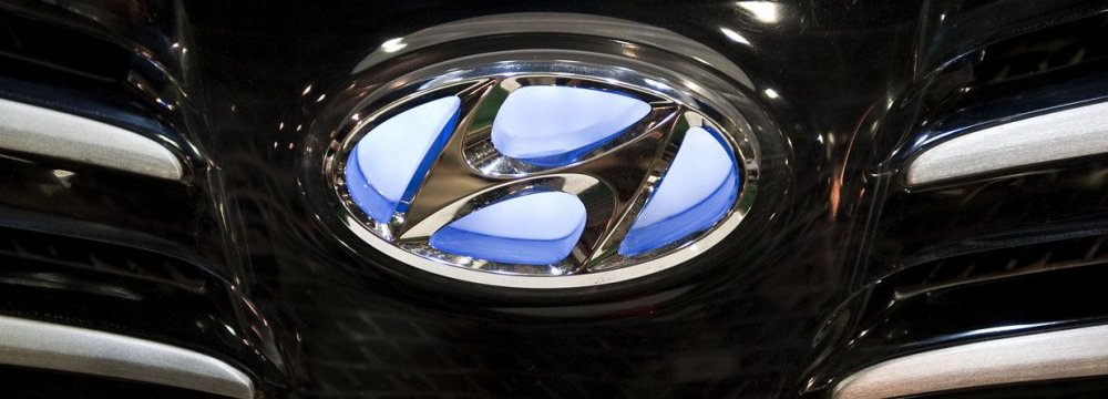 Hyundai: No Fear of Apple, Google