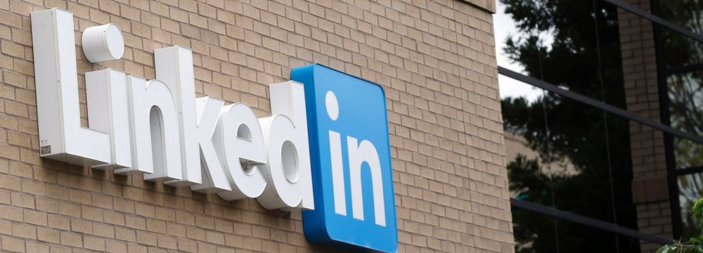 Microsoft Buys LinkedIn for $26.2b