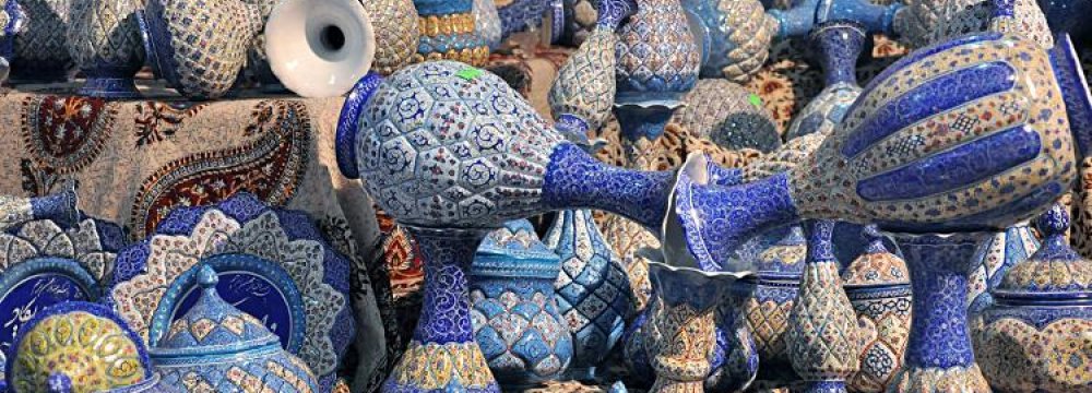 Iran Among Top 3 Handicraft Producers