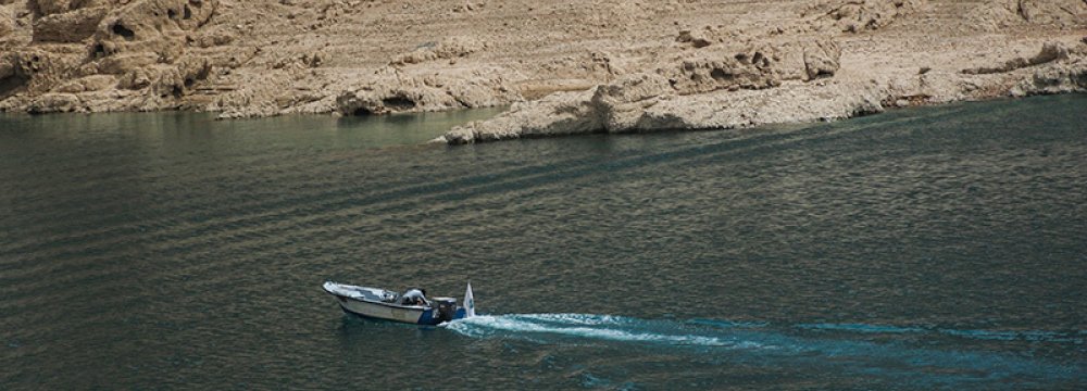 Khuzestan Seeking Investors for Coastal Track Plan