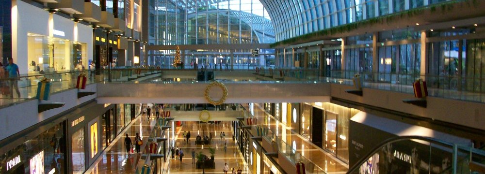 Some of Singapore’s Top Retailers Fleeing