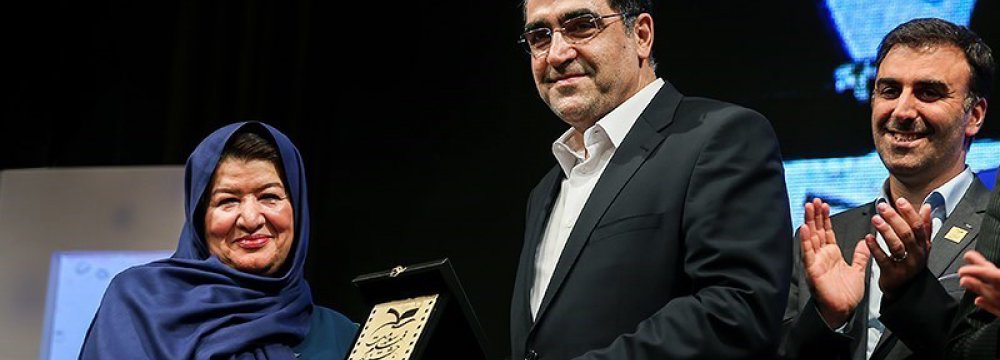 Pouran Derakhshandeh (L) and Hassan Hashemi