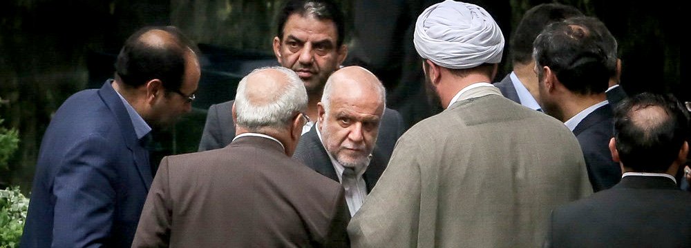 Iran&#039;s Oil Minister Defends IPC in Parliament Hearing