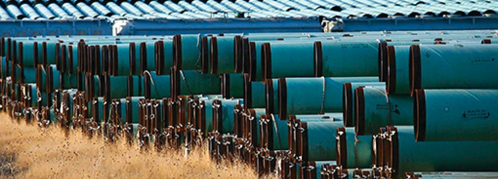 Obama Vetoes Keystone Oil Pipeline Project