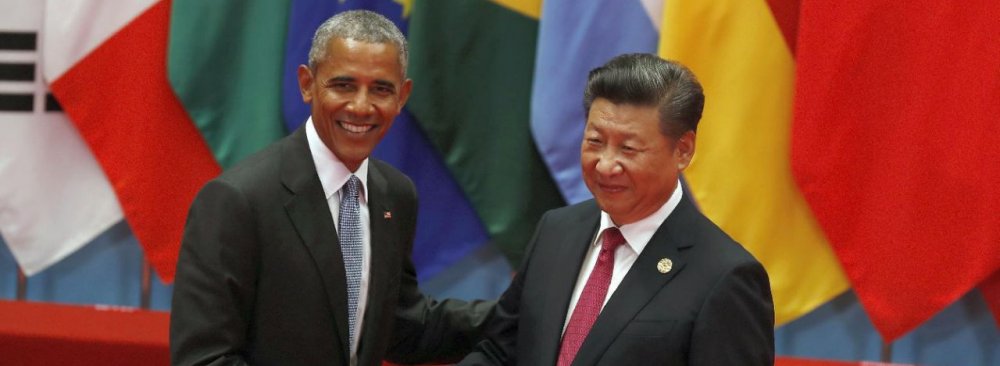 US President Barack Obama (L) shakes hands with China’s President Xi Jinping before a group photo session for  the G20 Summit in Hangzhou in eastern China’s Zhejiang province, on Sept. 4.
