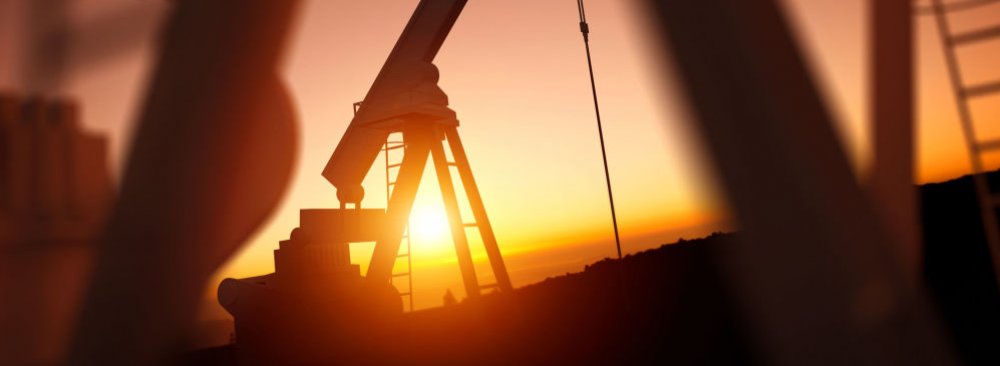 Zanganeh Pledges to Help Restore Oil Market Stability