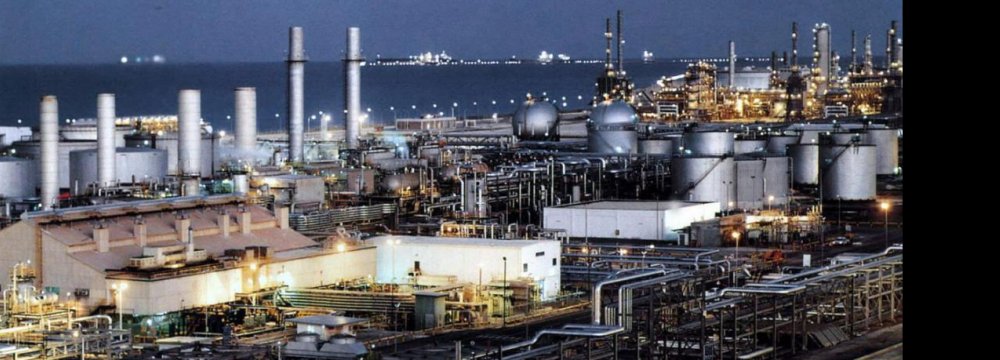 Iran plans to produce 180 million tons of petrochemicals per year by 2025.