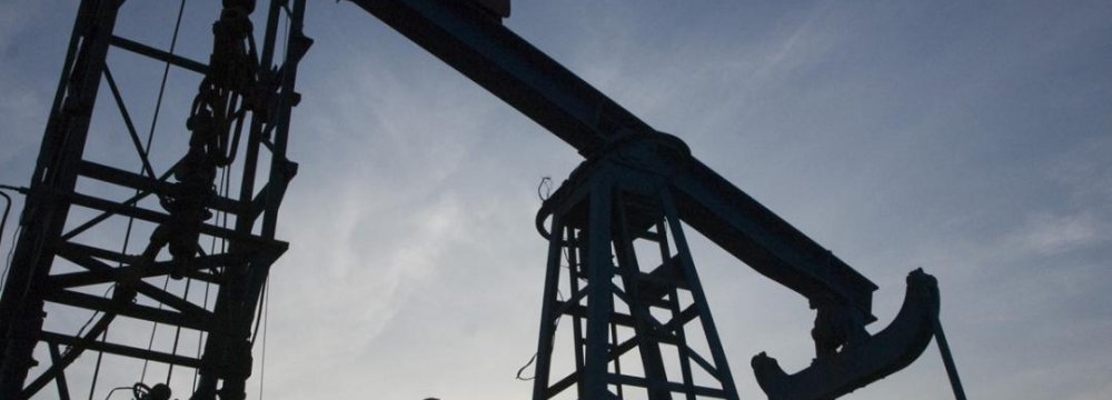 Oil Down on US Stock Rise