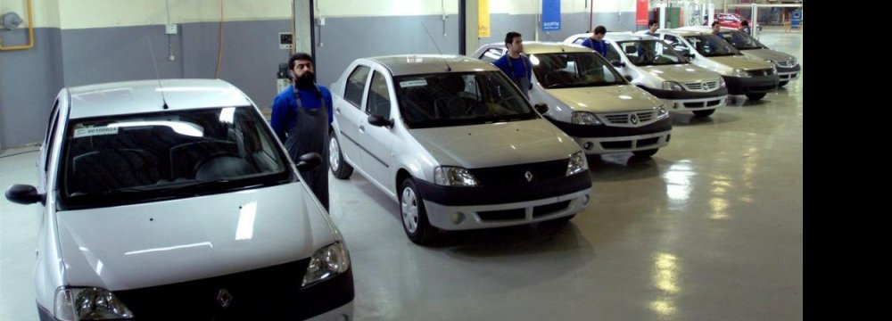 Renault’s Tondar 90 is one of the variants of the Dacia Logan made under license in Iran for the local and regional markets.