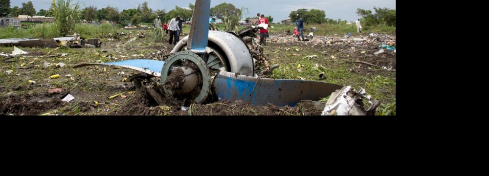 Antonov-12 Crash Kills 41 