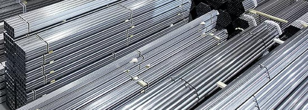 Iran’s Steel Ranking  in World Climbs to 13th 