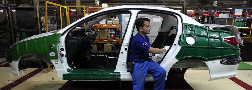 47% Decline in Iran&#039;s Auto Production