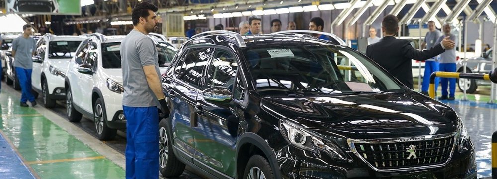 Iran H1 Auto Output Dips Near 35%