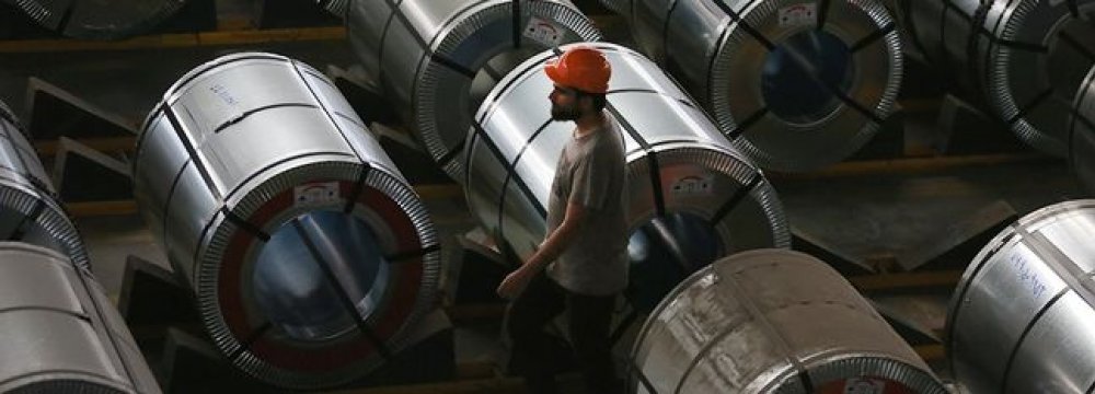 Apparent Steel Usage Hit by Output Decline in Seven Months