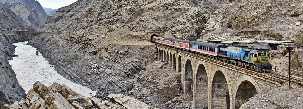Trans-Iranian Railroad in Line for Global Status 