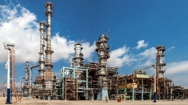 Refiners in Iran Playing Bigger Role in Economy | Financial Tribune