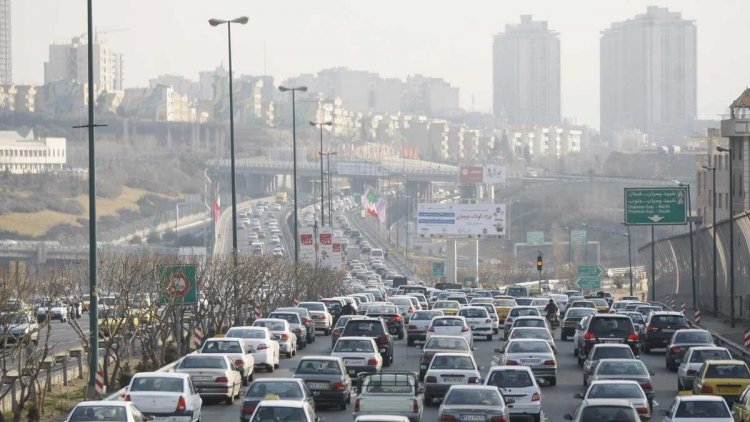 Tehran’s New Fight Against Smog: Polluting Vehicles Beware | Financial ...