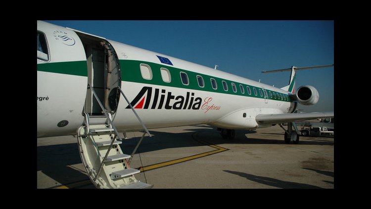 alitalia damaged baggage