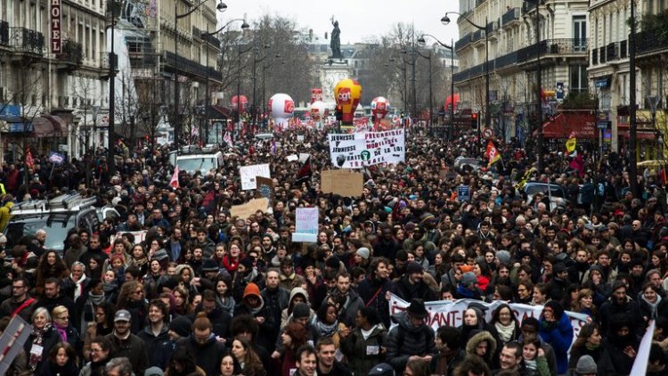 French Workers Challenge Macron’s Labor Reforms | Financial Tribune