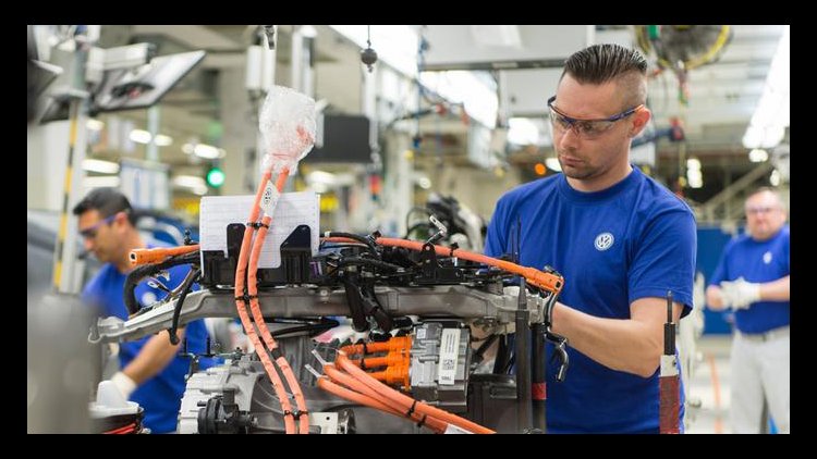 VW To Cut 30,000 Jobs | Financial Tribune