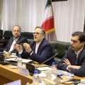 Valiollah Seif (C) addressed chief executives of banks at the CBI headquarters on March 7.