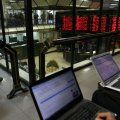 Tehran Stocks Dip 0.4%