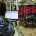 Tehran Stocks Tumble Amid Selloff Rush 