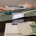 Iran may quote euro in its key economic reports. 