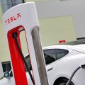 European Carmakers Look to Catch Tesla