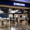 Samsung to Launch Flip Phone   